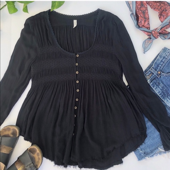 Free People Tops - FREE PEOPLE BLACK L/S BUTTON TOP Free People Tops - FREE PEOPLE BLACK L/S BUTTON TOP